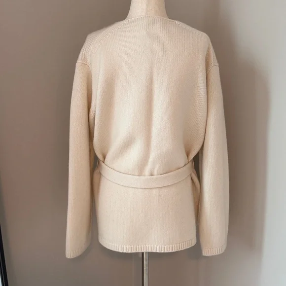 🌿 ALMADA LABEL 🌿 Aria Cardigan, cream 
XS $663 SOLD OUT! - Picture 6 of 13